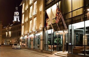 Façade de l’hébergement - soirée/nuit