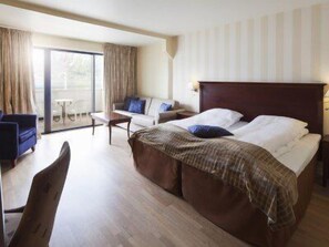 Room - Hotel Ullensvang (906914) (Lofthus)