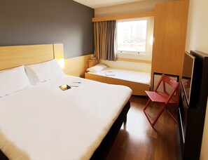Standard Apartment, Multiple Beds