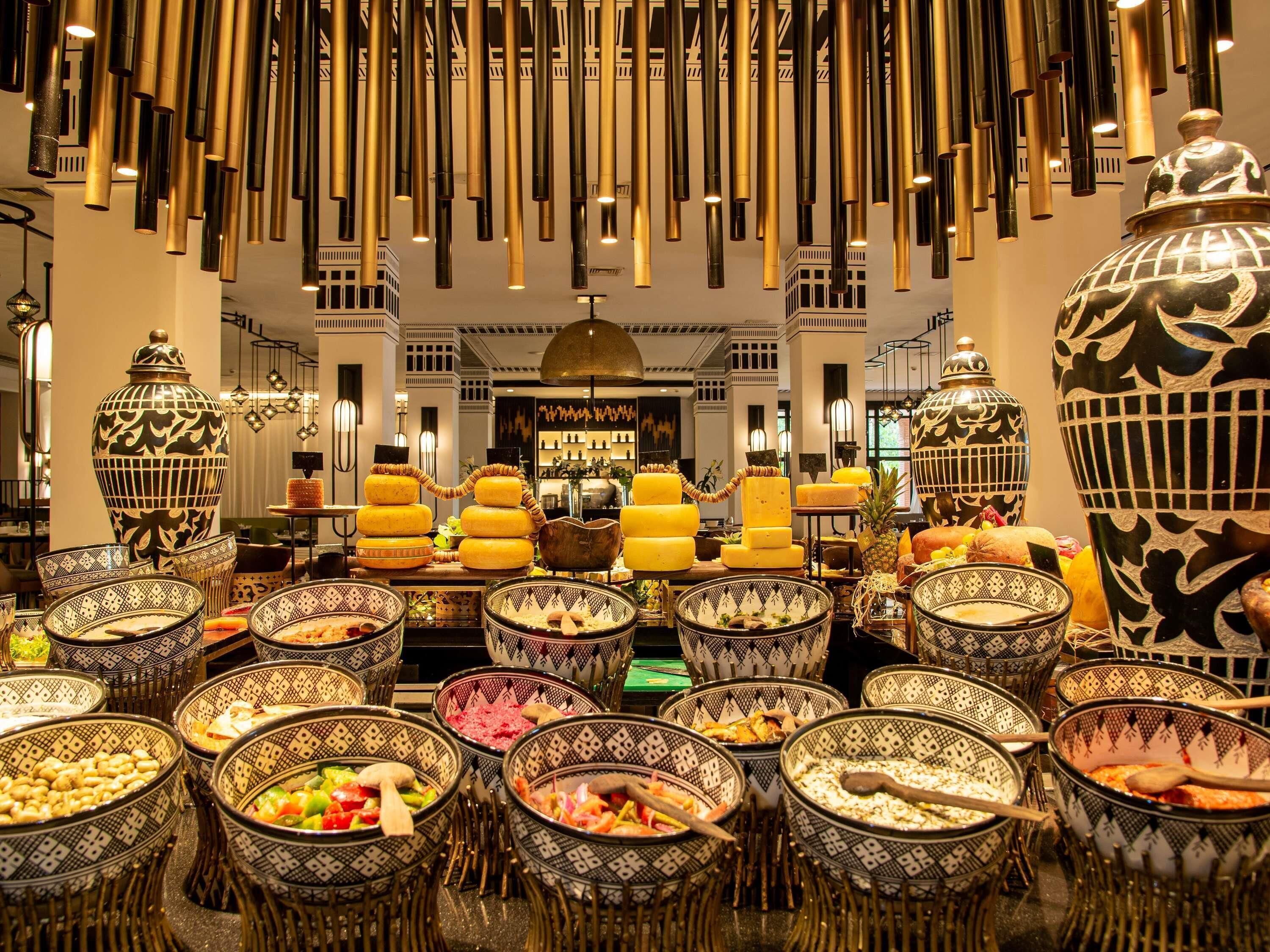 Daily buffet breakfast for a fee