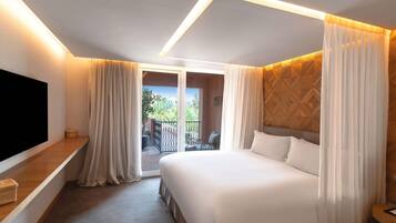 Suite presidencial, 2 habitaciones, terraza | Ropa de cama de alta calidad y edredones de plumas