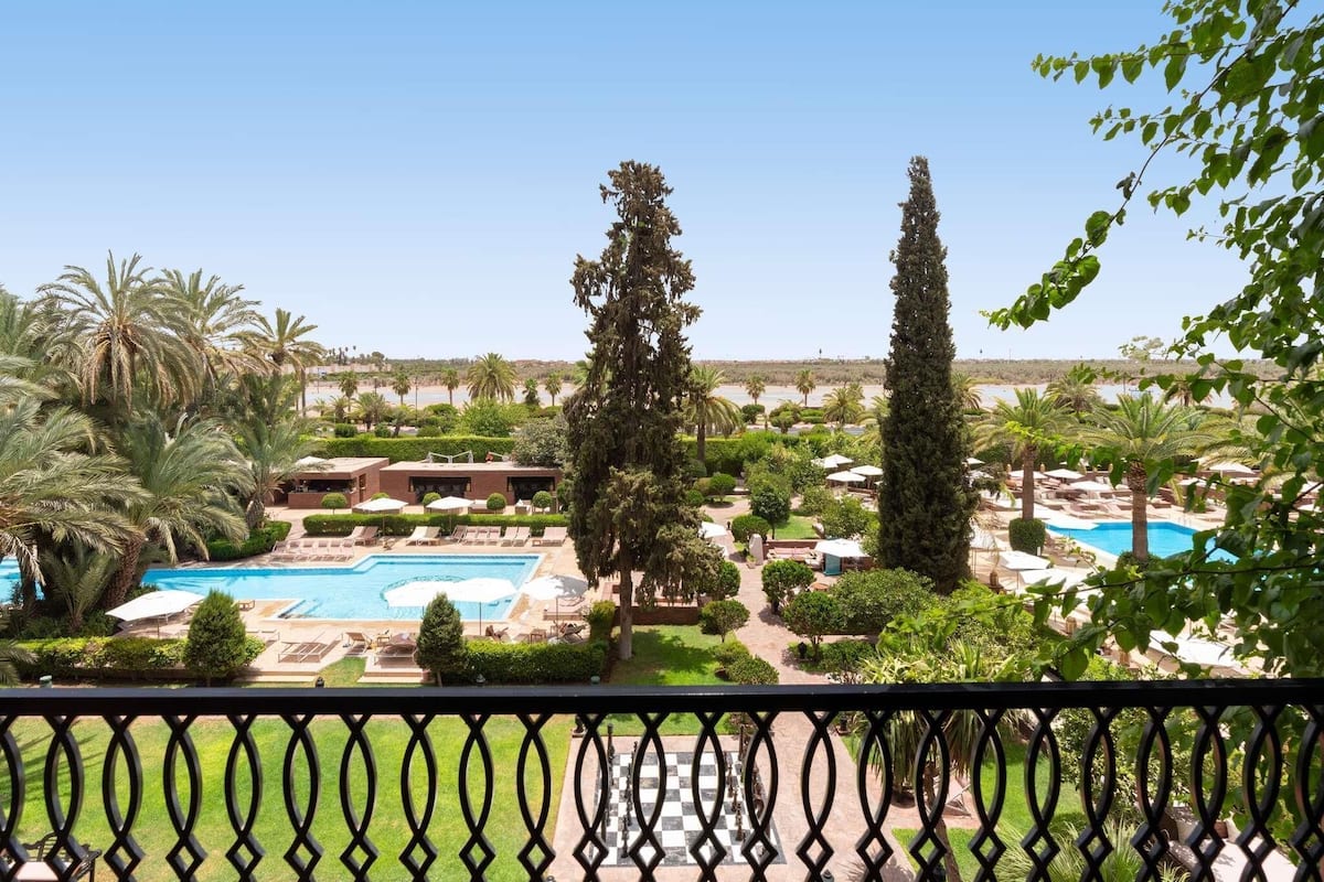 Superior Suite, 1 King Bed (Prestige) | Premium bedding, down comforters, pillowtop beds, minibar
