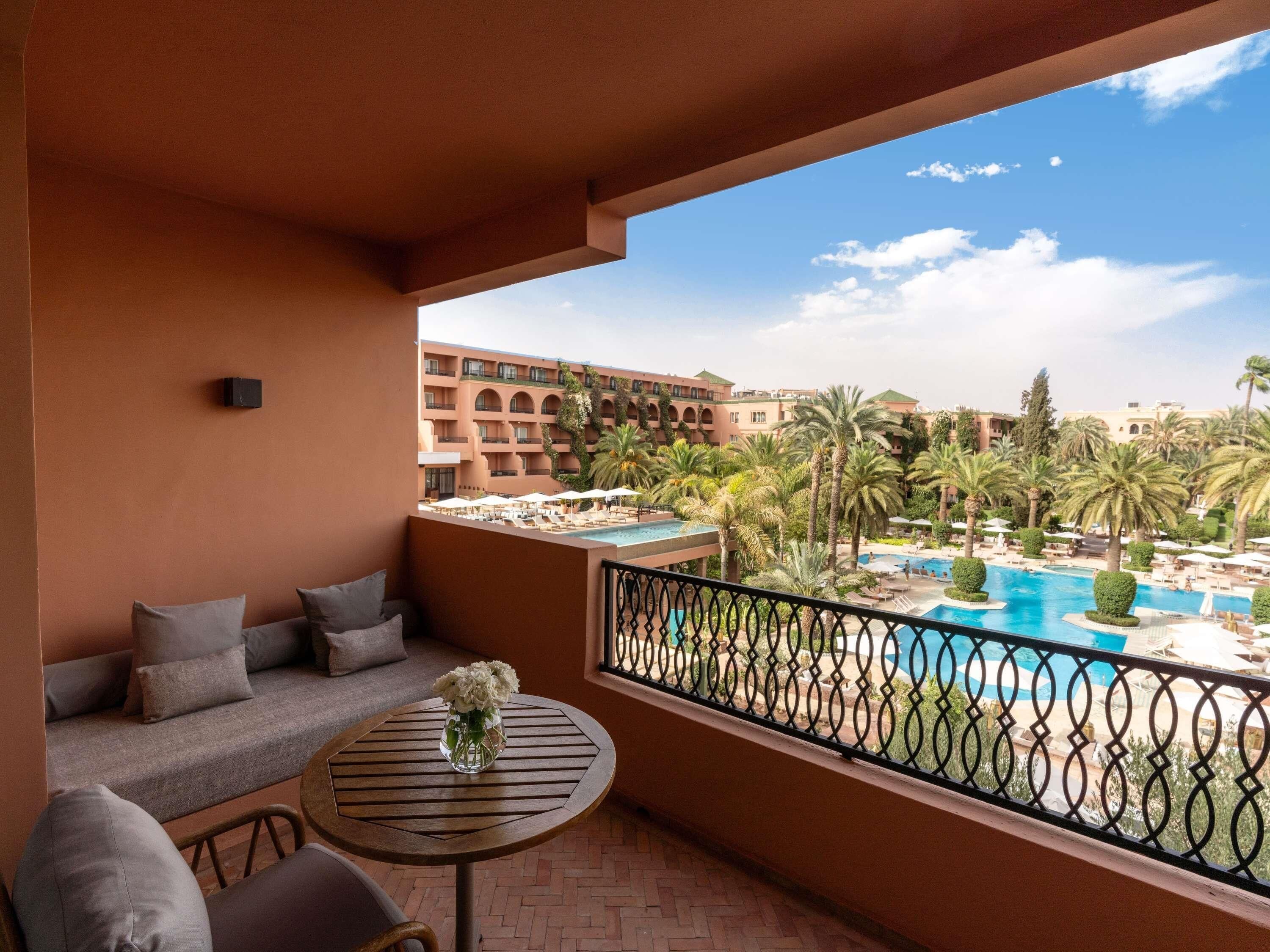 Deluxe Room, 1 King Bed, Balcony (Contemporary) | Premium bedding, down comforters, pillowtop beds, minibar