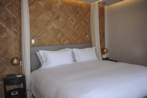 Suite, 1 King Bed, Balcony, Pool View (Prestige Agdal or Atlas view) | Premium bedding, down comforters, pillowtop beds, minibar - Sofitel Marrakech Palais Imperial & Spa (Marrakech)