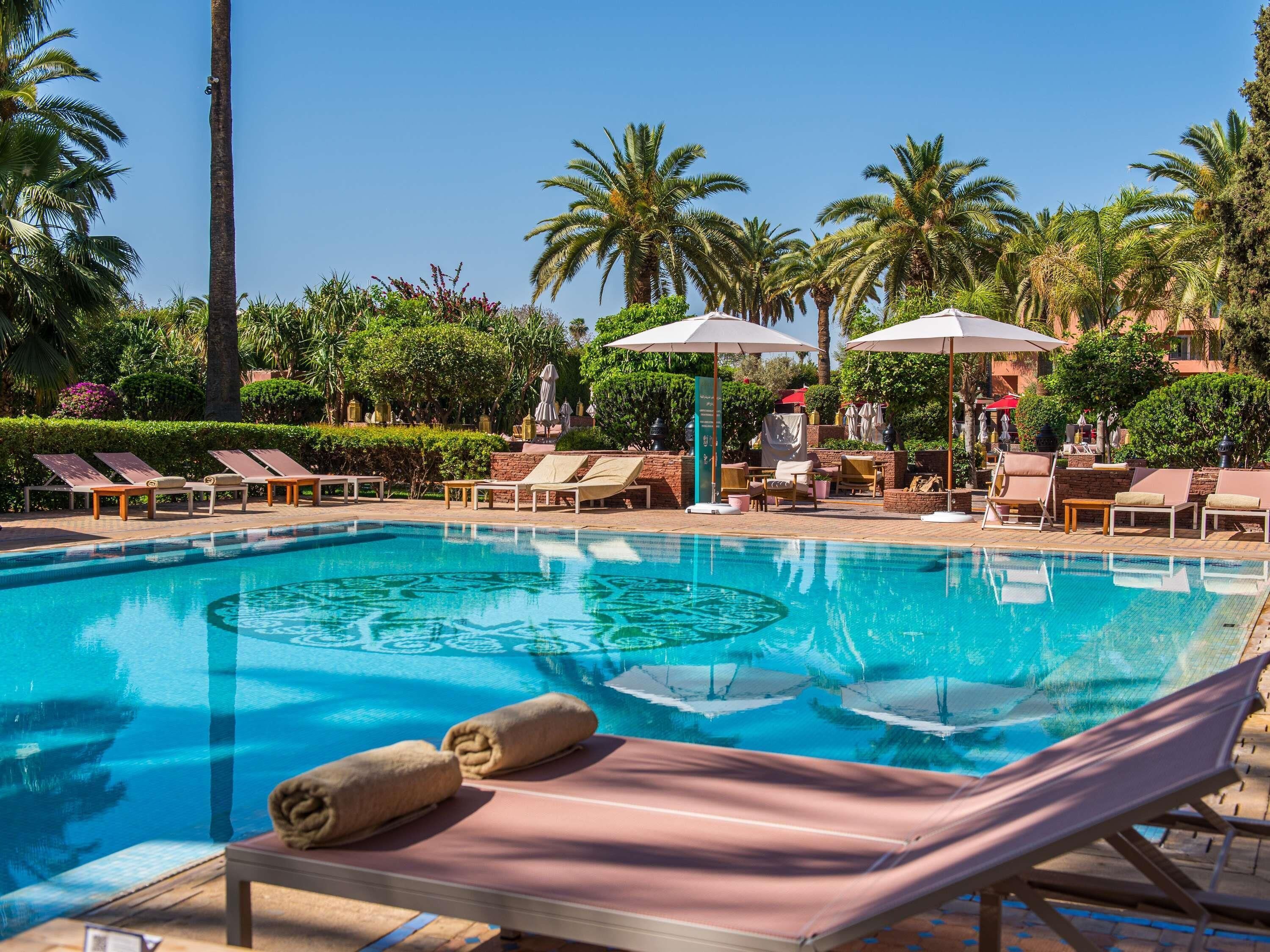 3 من البارات/الاستراحات، بار على حمام السباحة