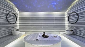 Couples treatment rooms, sauna, steam room, body treatments