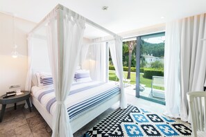 Premium bedding, minibar, in-room safe, desk