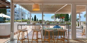 Bar lounge