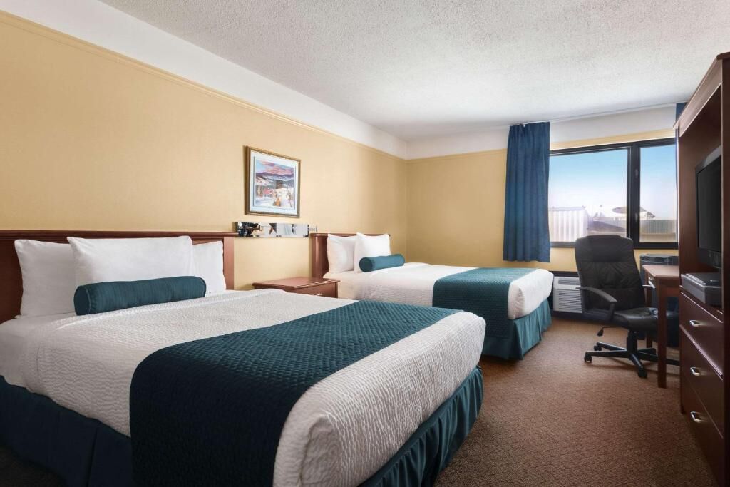 Standard Room | Blackout drapes, iron/ironing board, free WiFi, bed sheets