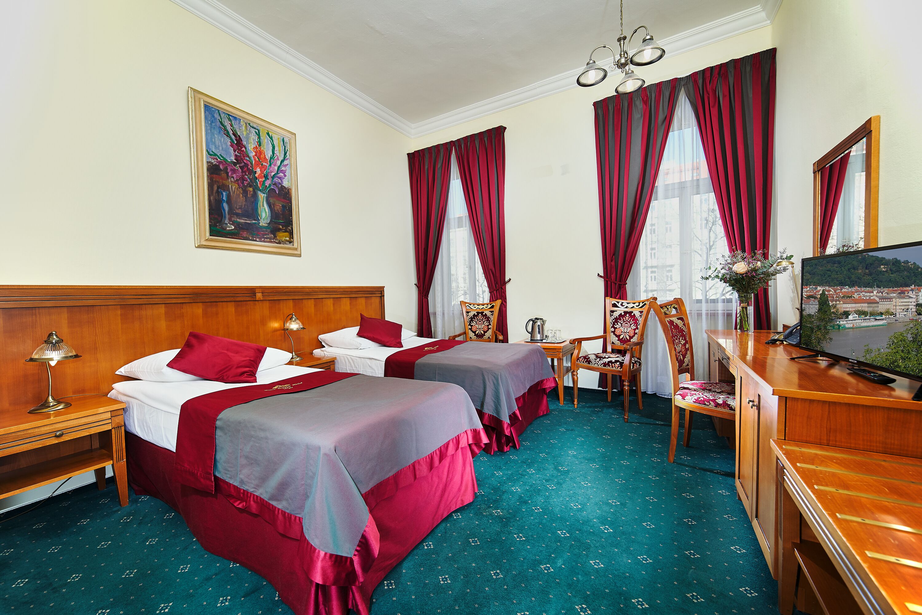 superior double or twin room | premium bedding, in-room safe, individually decorated, desk