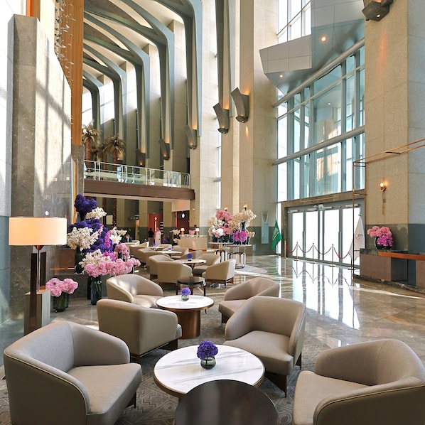 Lounge dans le hall