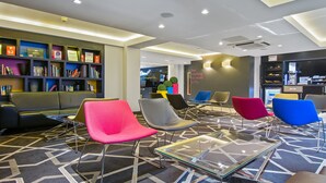 Quầy tiếp tân