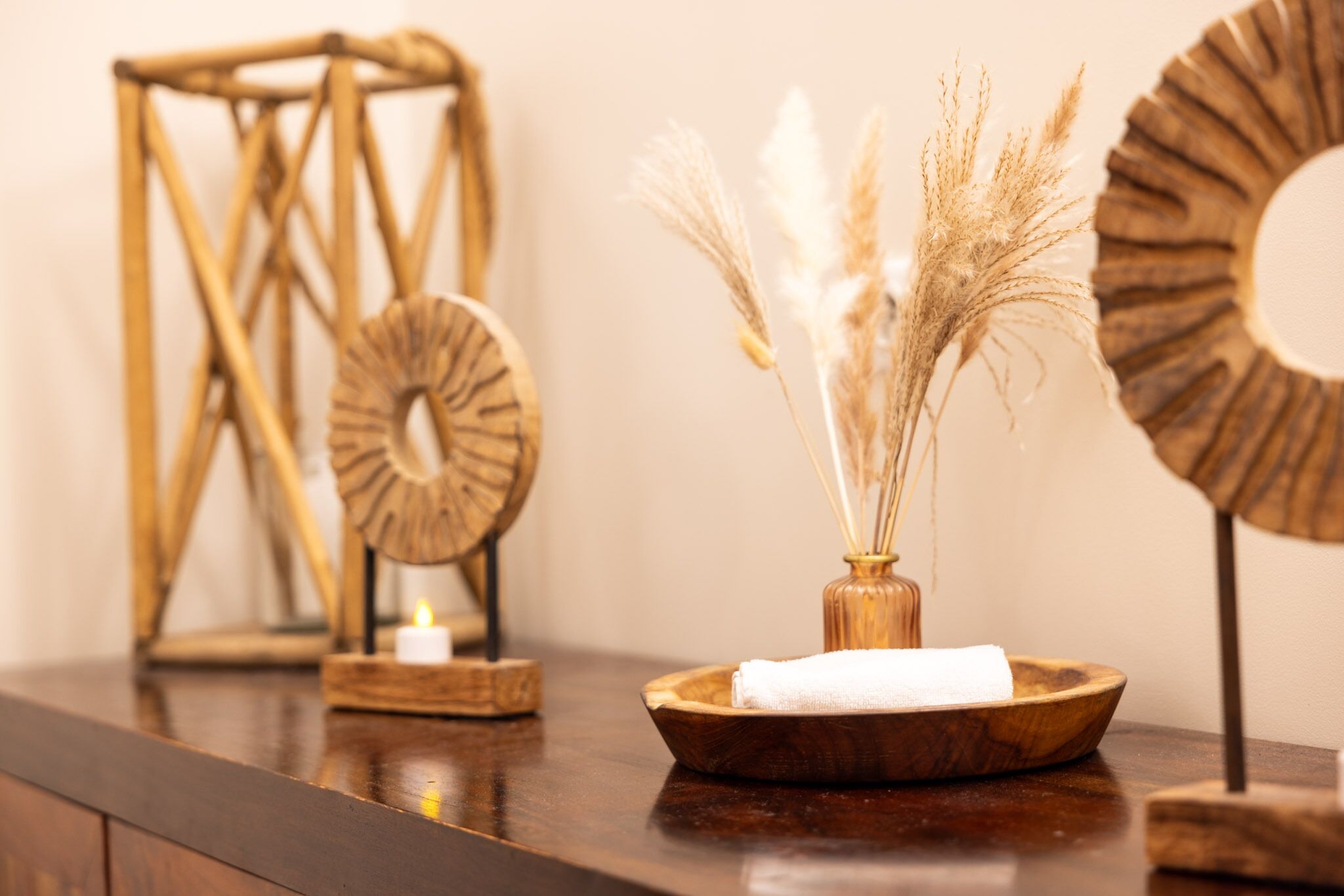 steam room, turkish bath/hammam, body treatments, hot stone massages