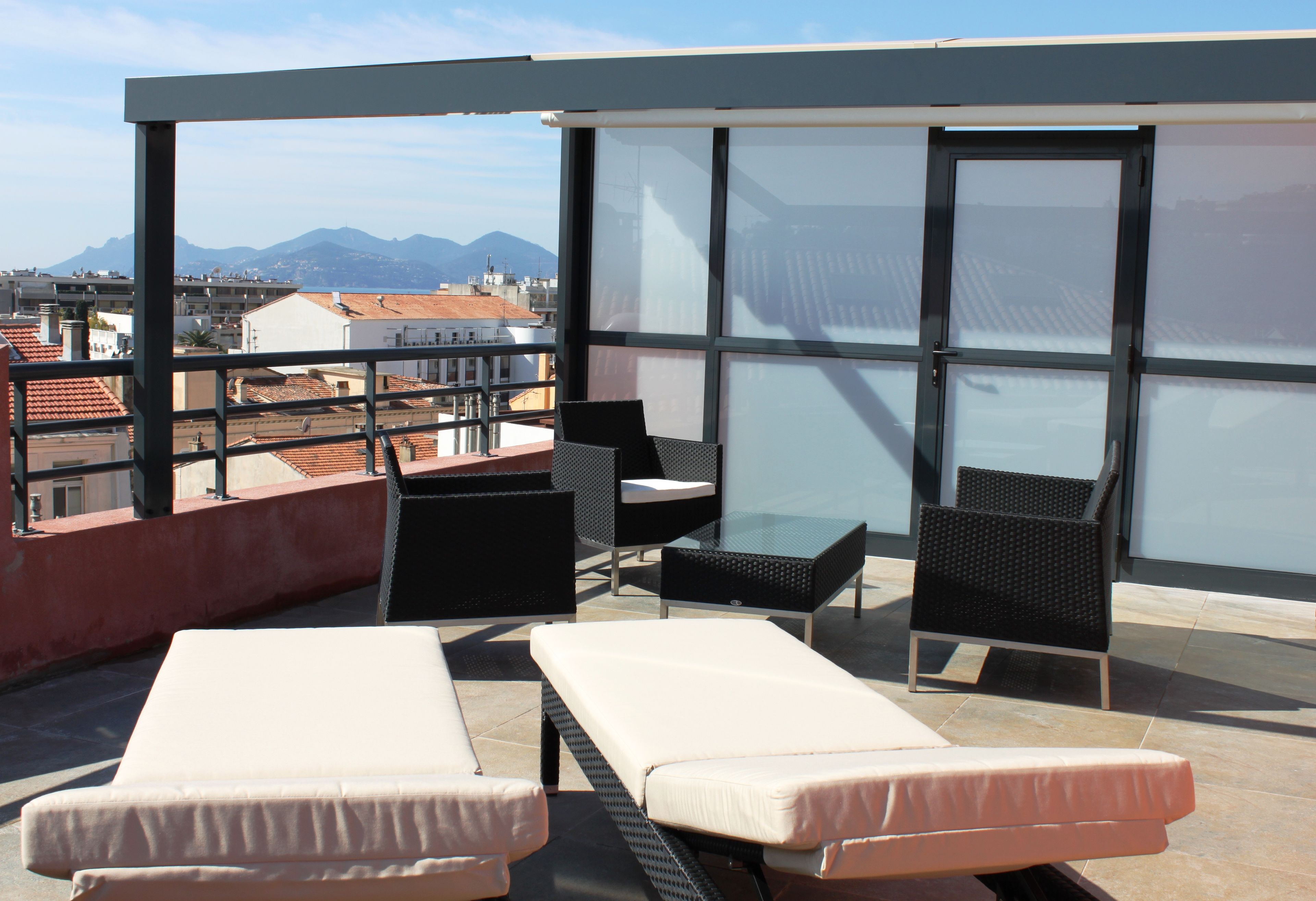 penthouse (free spa access) | terrace/patio