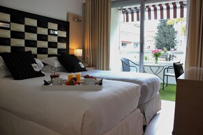 1 bedroom, premium bedding, minibar, in-room safe