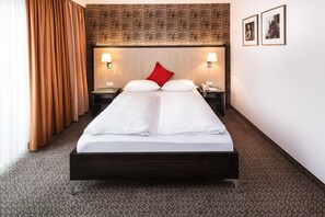 Standard Double Room | Property amenity