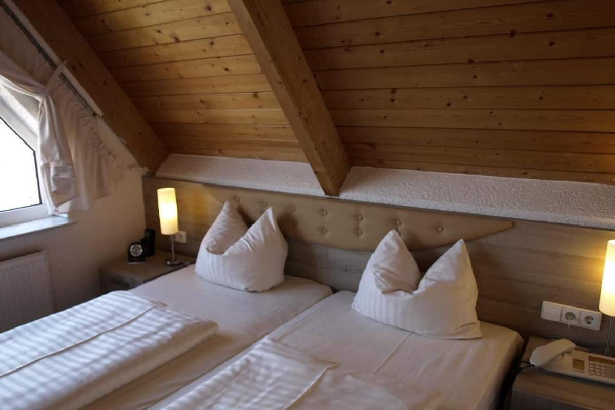 1 bedroom, minibar, in-room safe, desk