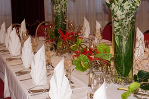 Indoor wedding - Airport Hotel Filderpost (Stuttgart)