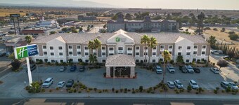 Holiday Inn Express Hotel & Suites Hesperia by IHG