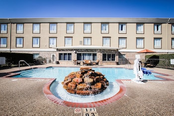 Holiday Inn Express Hotel and Suites Nacogdoches by IHG