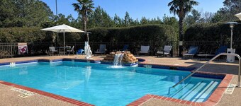 ลา ควินตา อินน์ แอนด์ สวีทส์ นาโคโดเชส