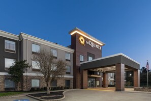Exterior - La Quinta Inn & Suites Nacogdoches (Nacogdoches)