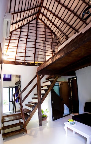 Loft, 1 très grand lit et 1 canapé-lit | 1 chambre, minibar, coffres-forts dans les chambres, rideaux occultants