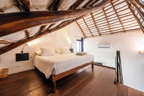 Loft, 1 King Bed with Sofa bed