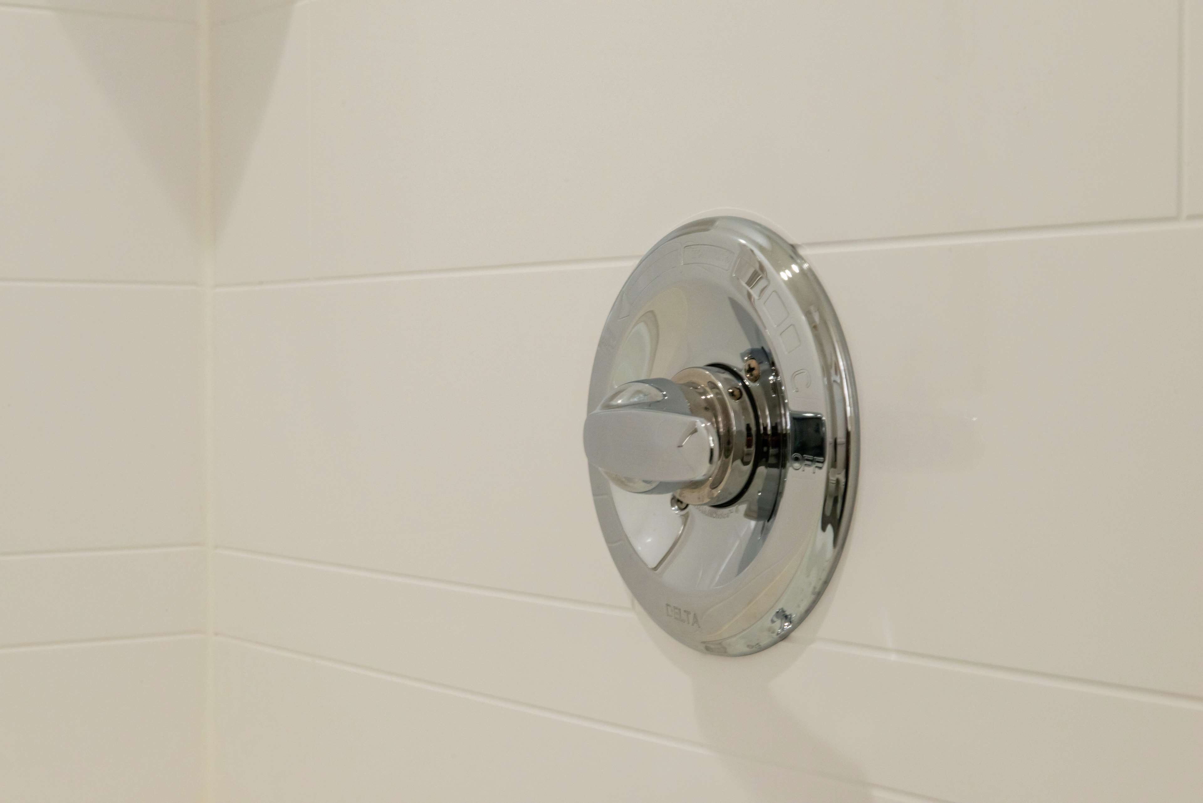 king, studio, non smoking | bathroom shower