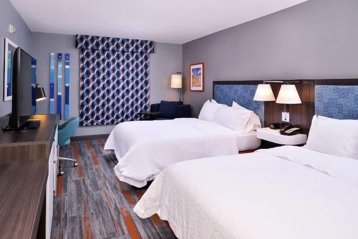 Premium bedding, in-room safe, desk, iron/ironing board