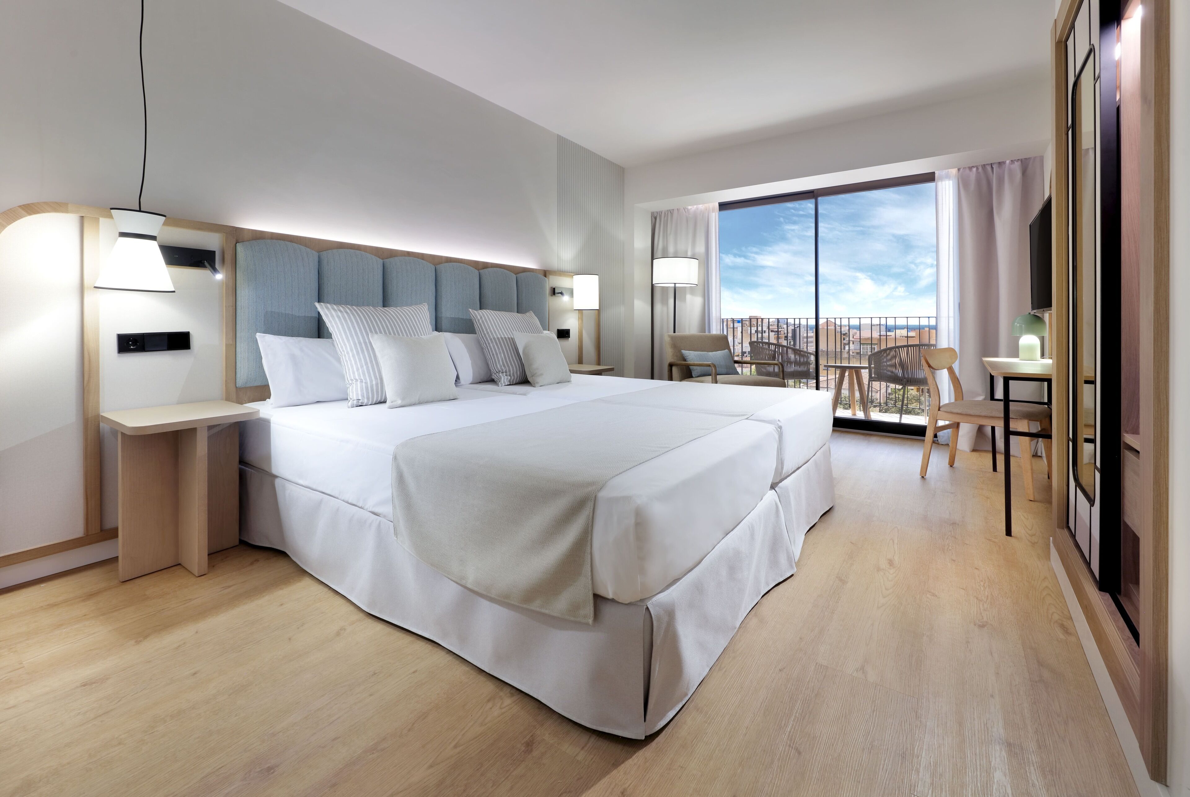 In-room safe, laptop workspace, blackout curtains, free WiFi