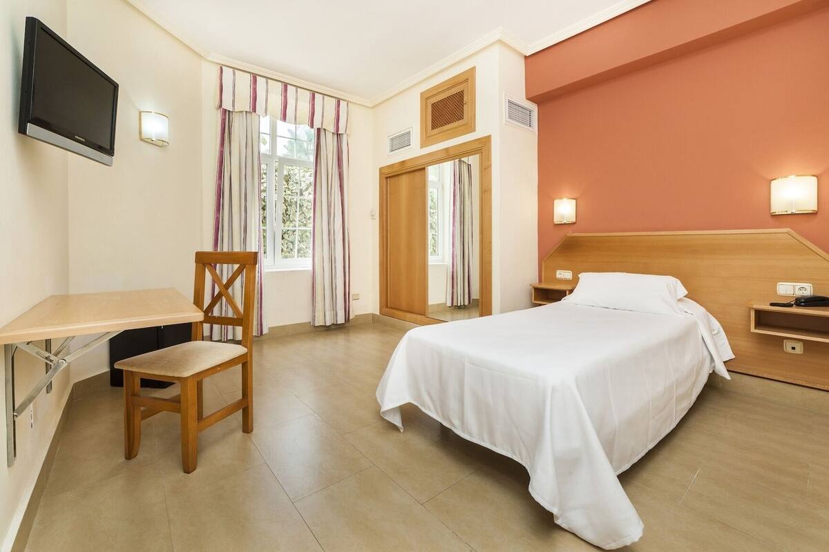 1 Schlafzimmer, Zimmersafe, Verdunkelungsvorhänge, kostenloses WLAN