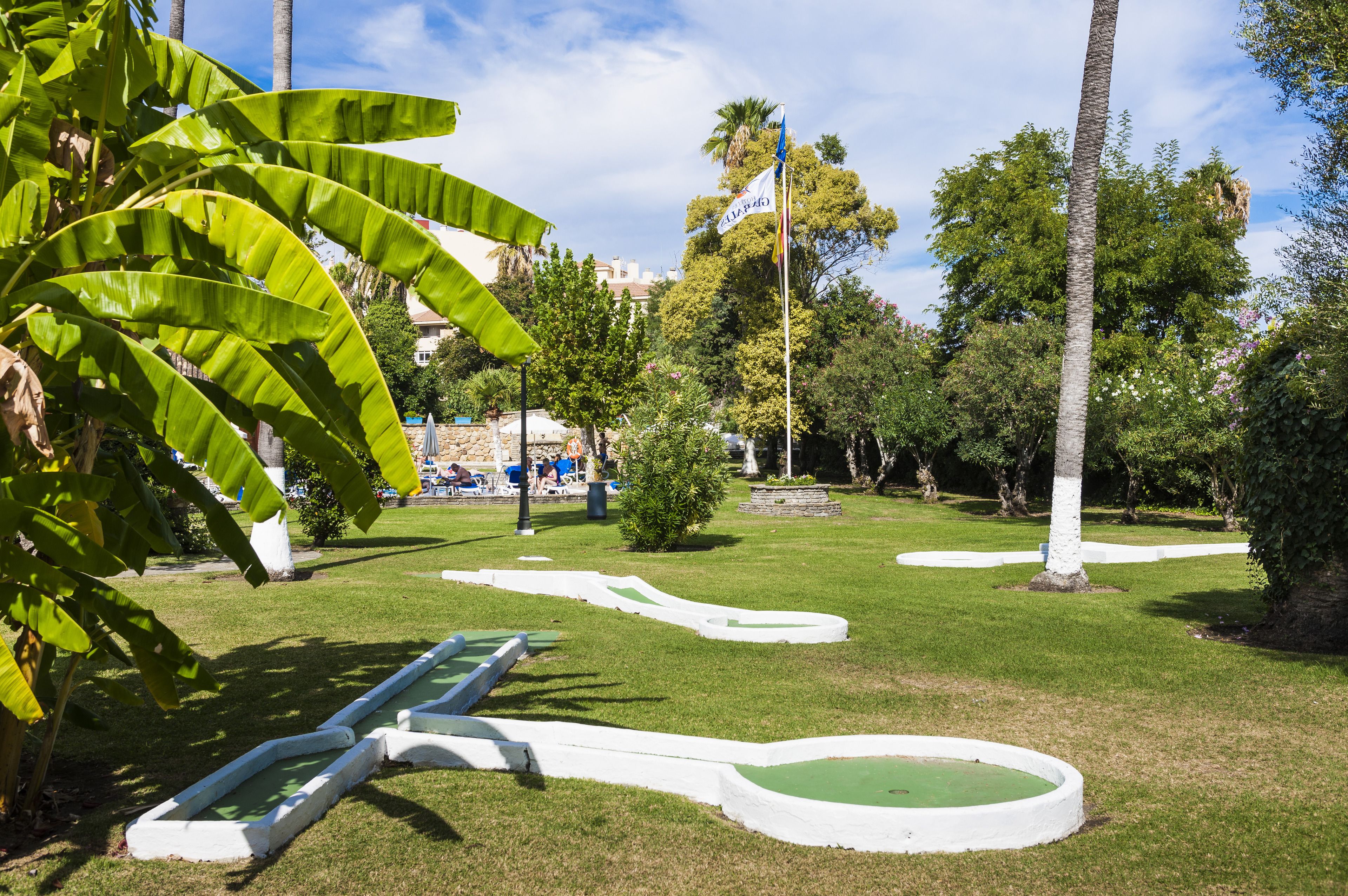 Photo - Globales Reina Cristina
