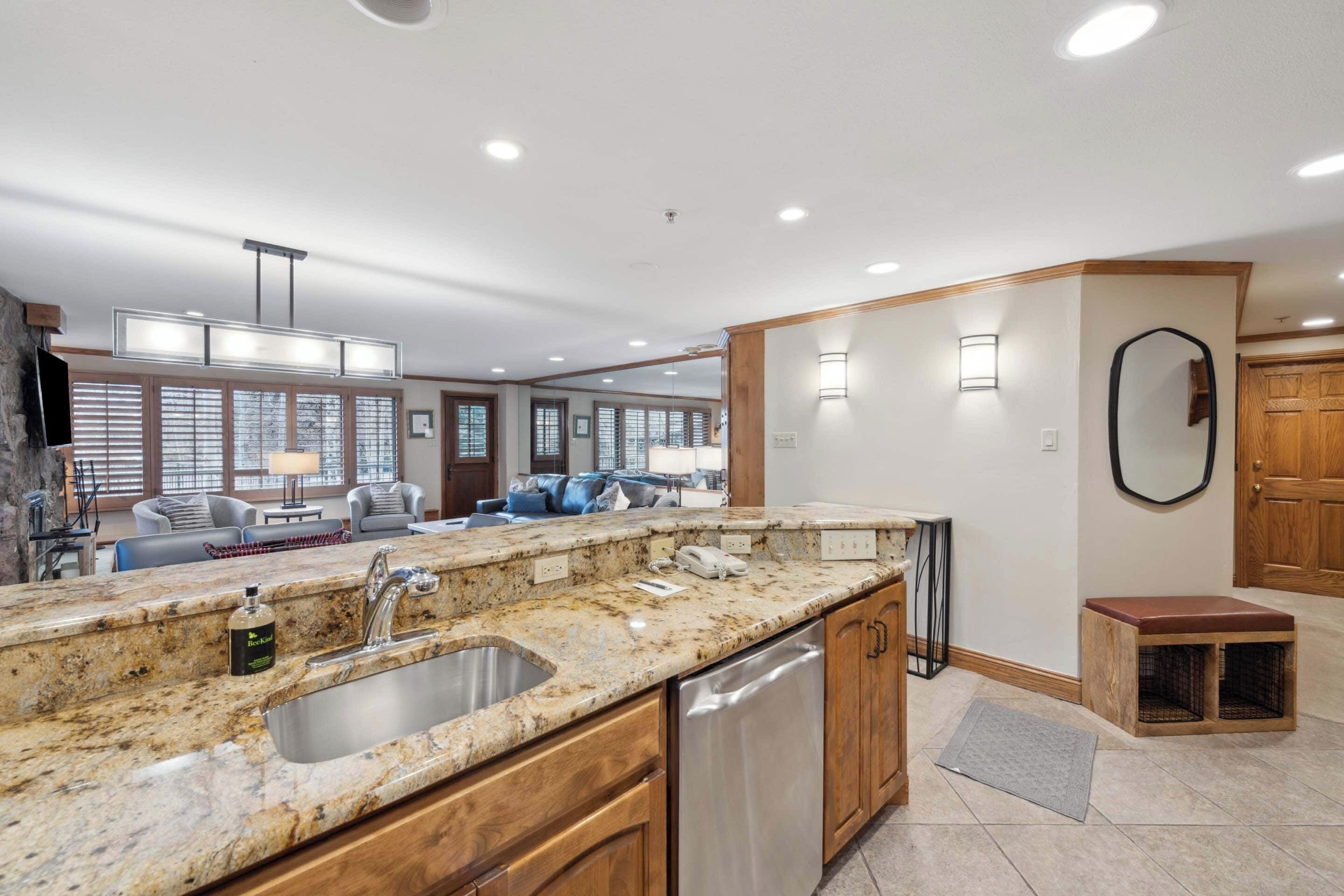 condo, 3 bedrooms (gold) | private kitchen | microwave