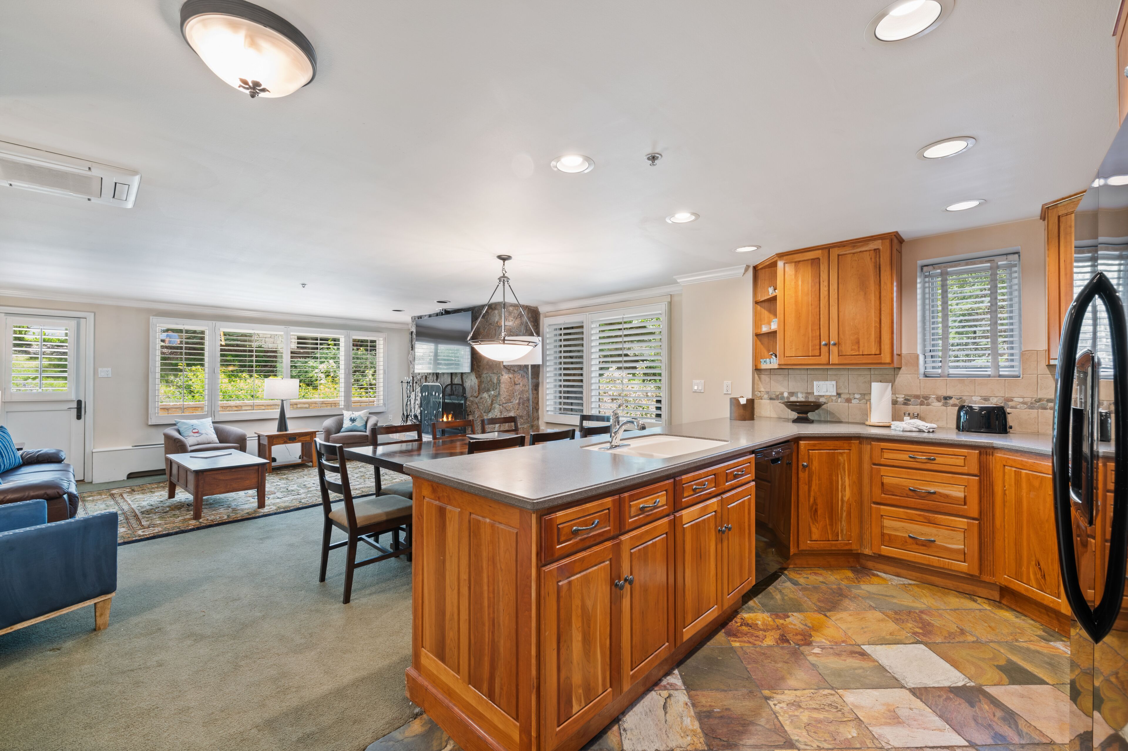 condo, 2 bedrooms (gold) | private kitchen | microwave