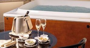 Chambre Premium, terrasse (with Jacuzzi)