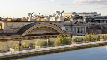 Außenpool (je nach Saison geöffnet)