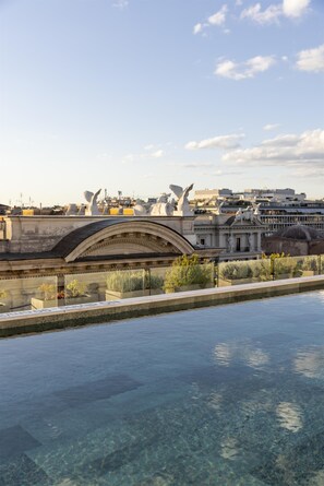 Seasonal outdoor pool - Anantara Palazzo Naiadi Rome Hotel - A Leading Hotel of the World (Rome)
