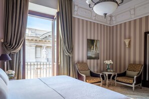 Premium Room, City View | Premium bedding, minibar, in-room safe, individually decorated