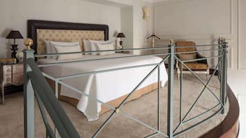 1 bedroom, premium bedding, minibar, in-room safe