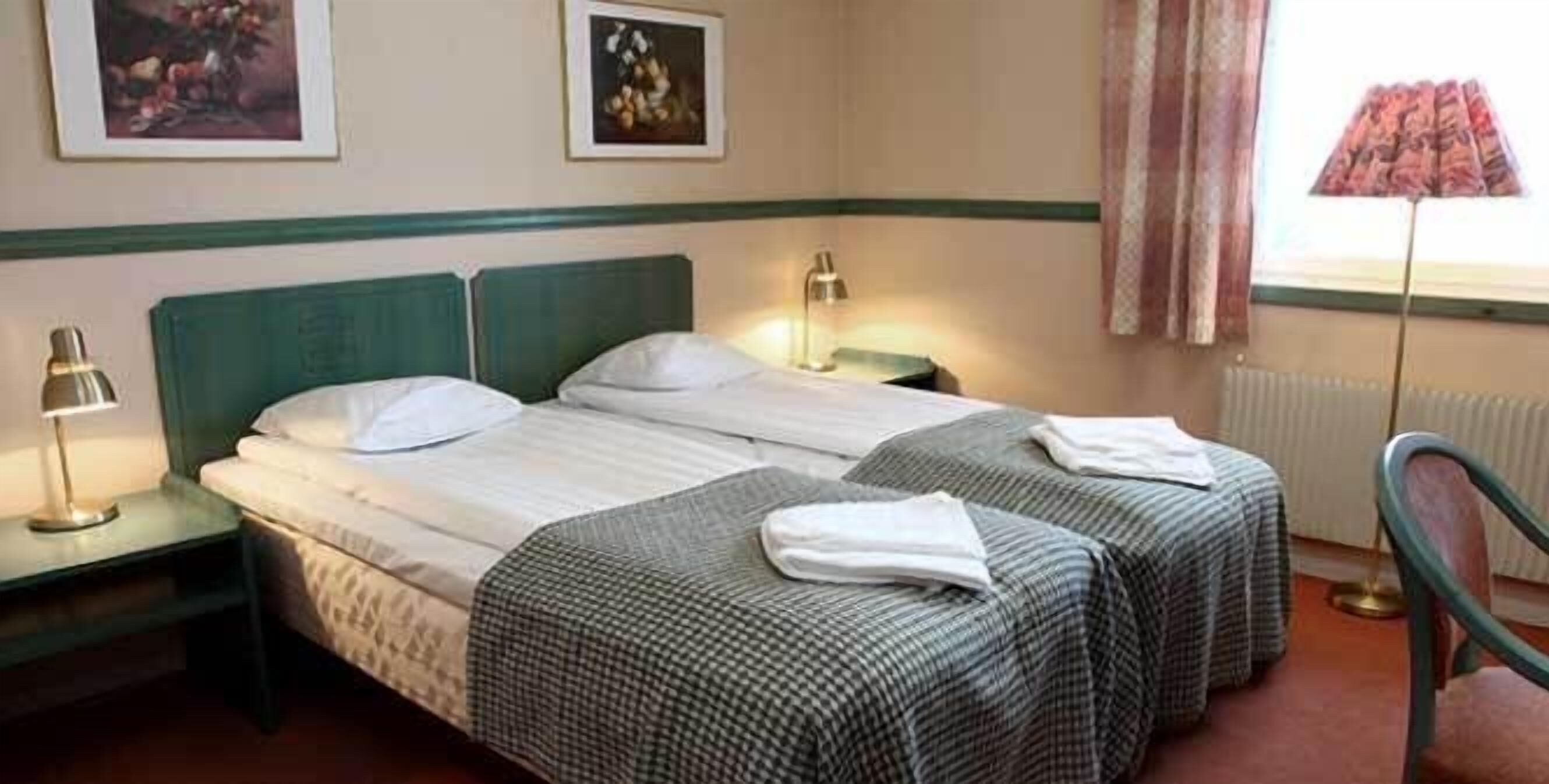 Desk, blackout curtains, iron/ironing board, free WiFi