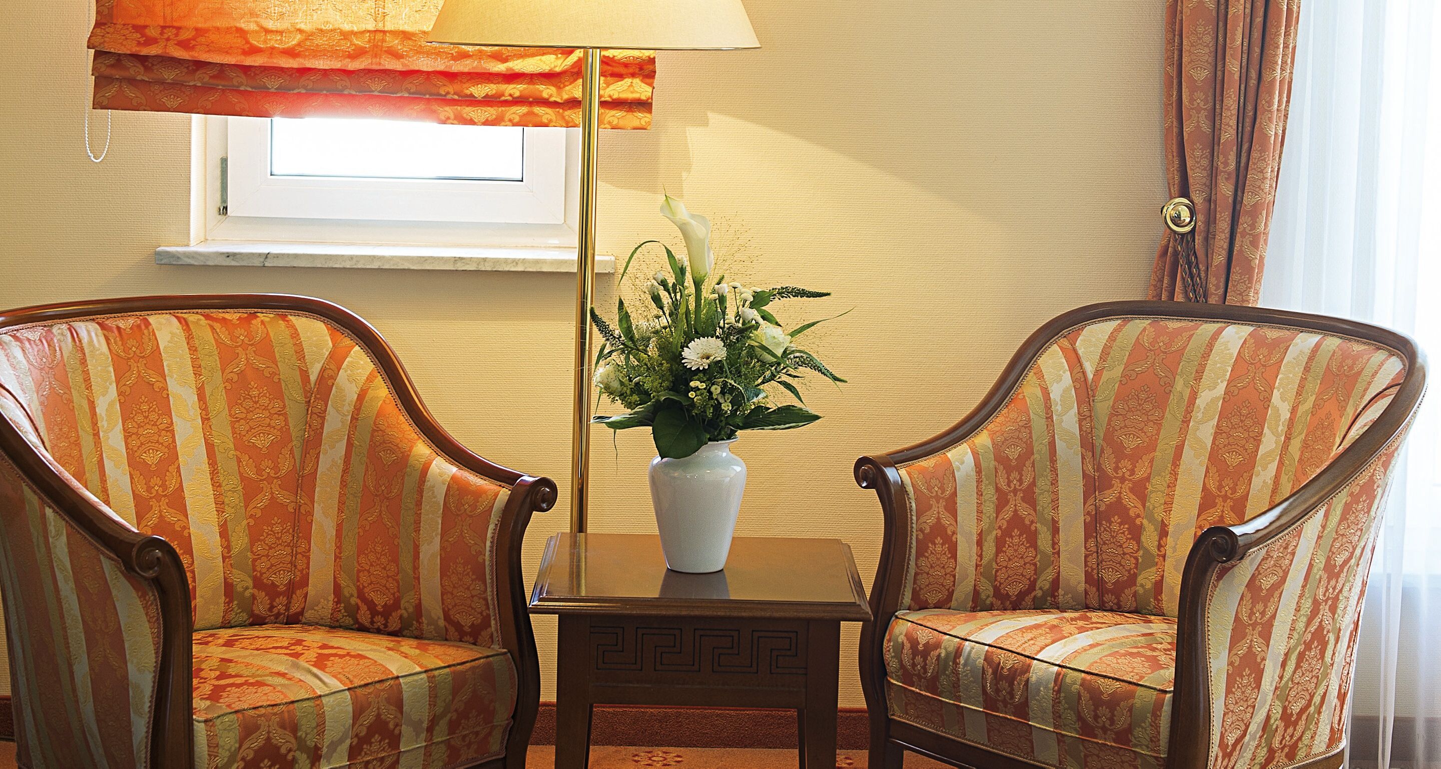 hypo-allergenic bedding, minibar, in-room safe, desk