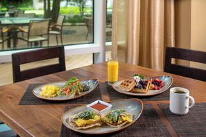 Dagelijks ontbijtbuffet (toeslag)