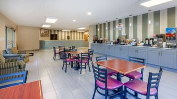 Free daily continental breakfast