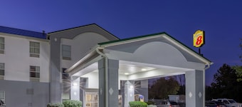 Super 8 by Wyndham La Grange KY