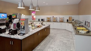 Free daily on-the-go breakfast - Residence Inn by Marriott San Diego Mission Valley (San Diego)