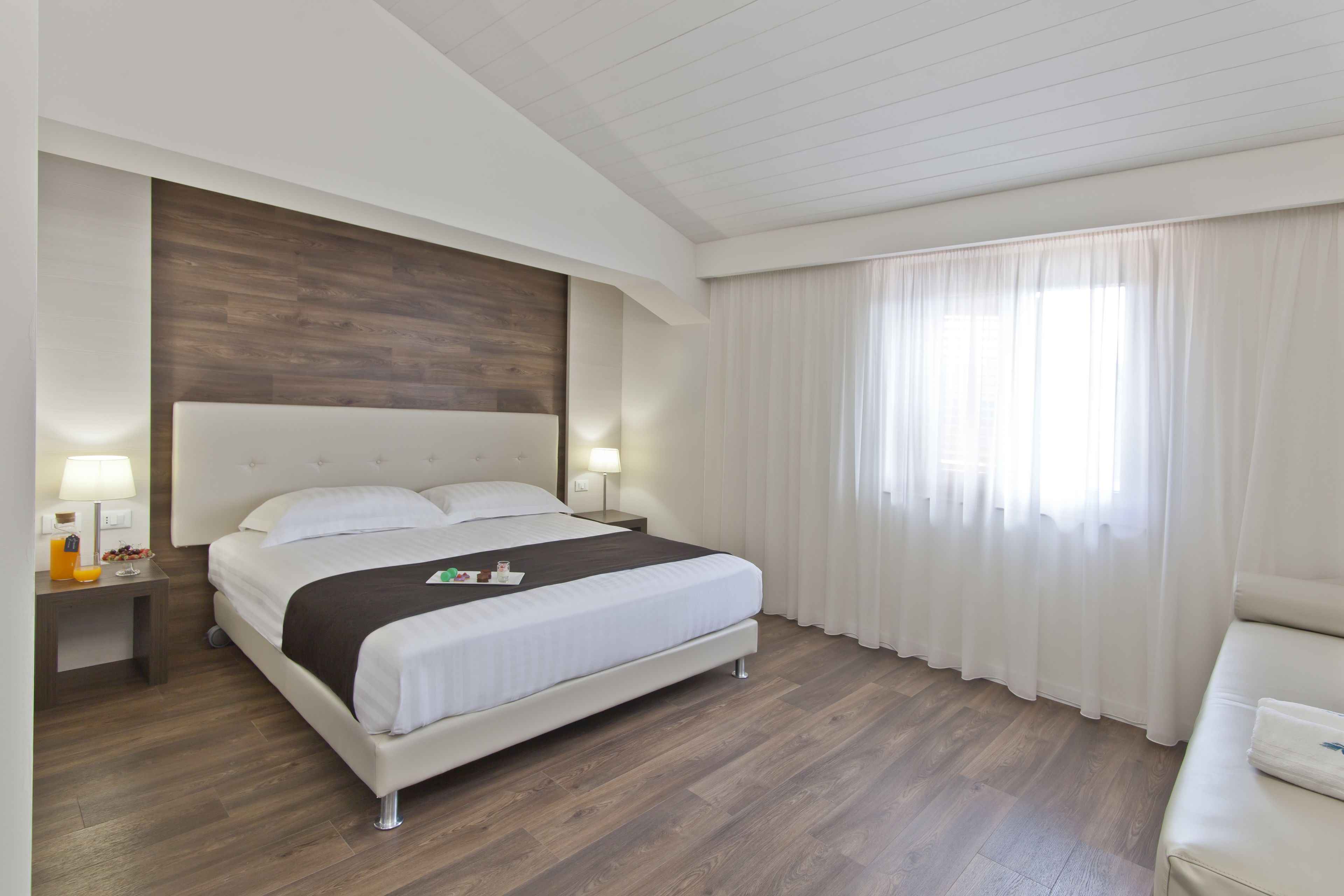 classic quadruple room, private bathroom | 1 bedroom, frette italian sheets, premium bedding, down duvets