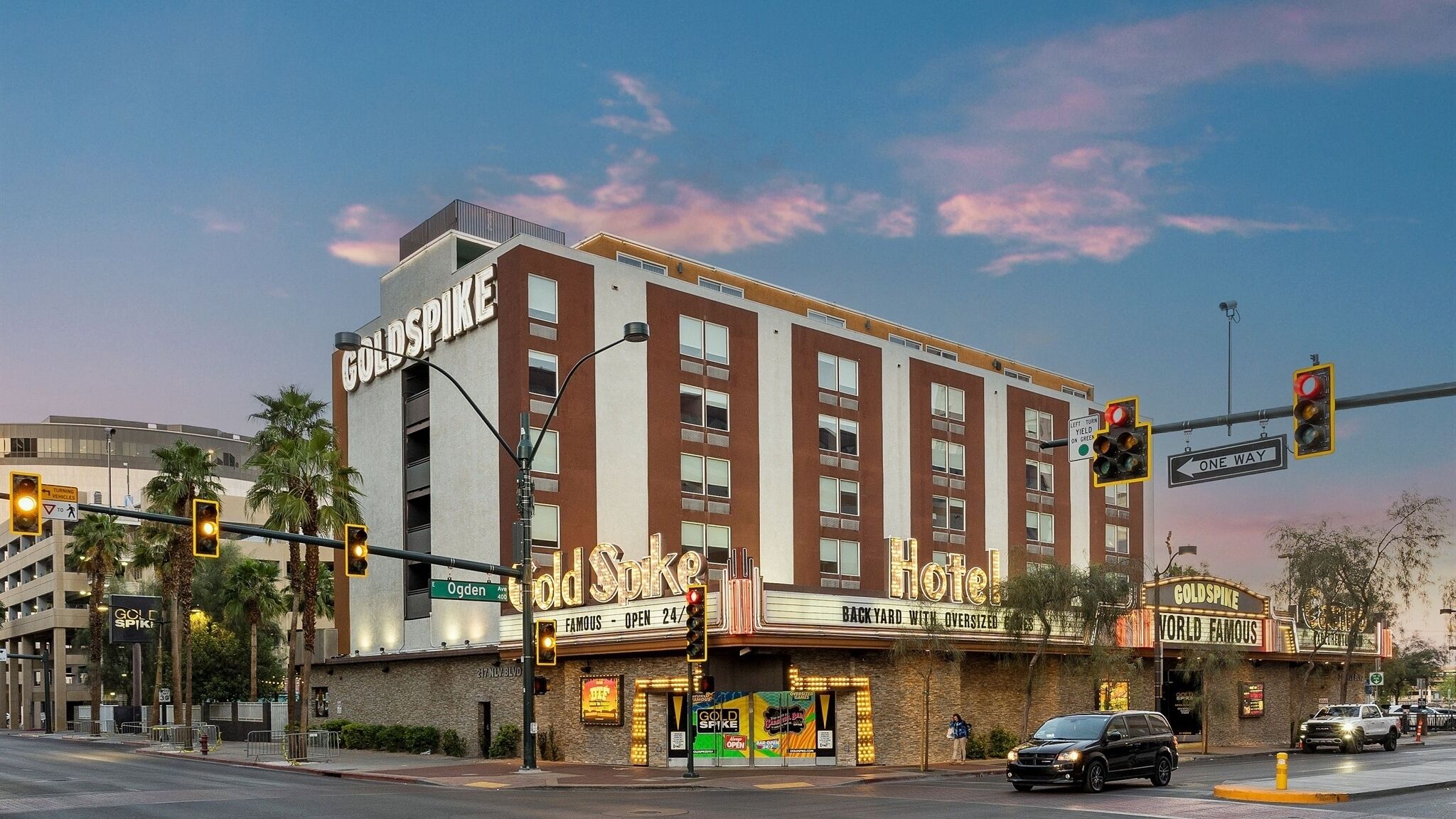 Photo - Oasis at Gold Spike