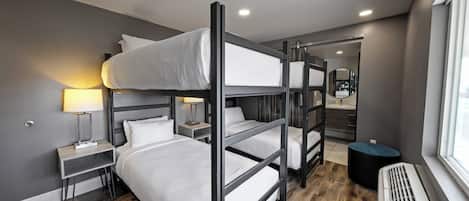 Quadruple Room | Desk, laptop workspace, blackout curtains, bed sheets