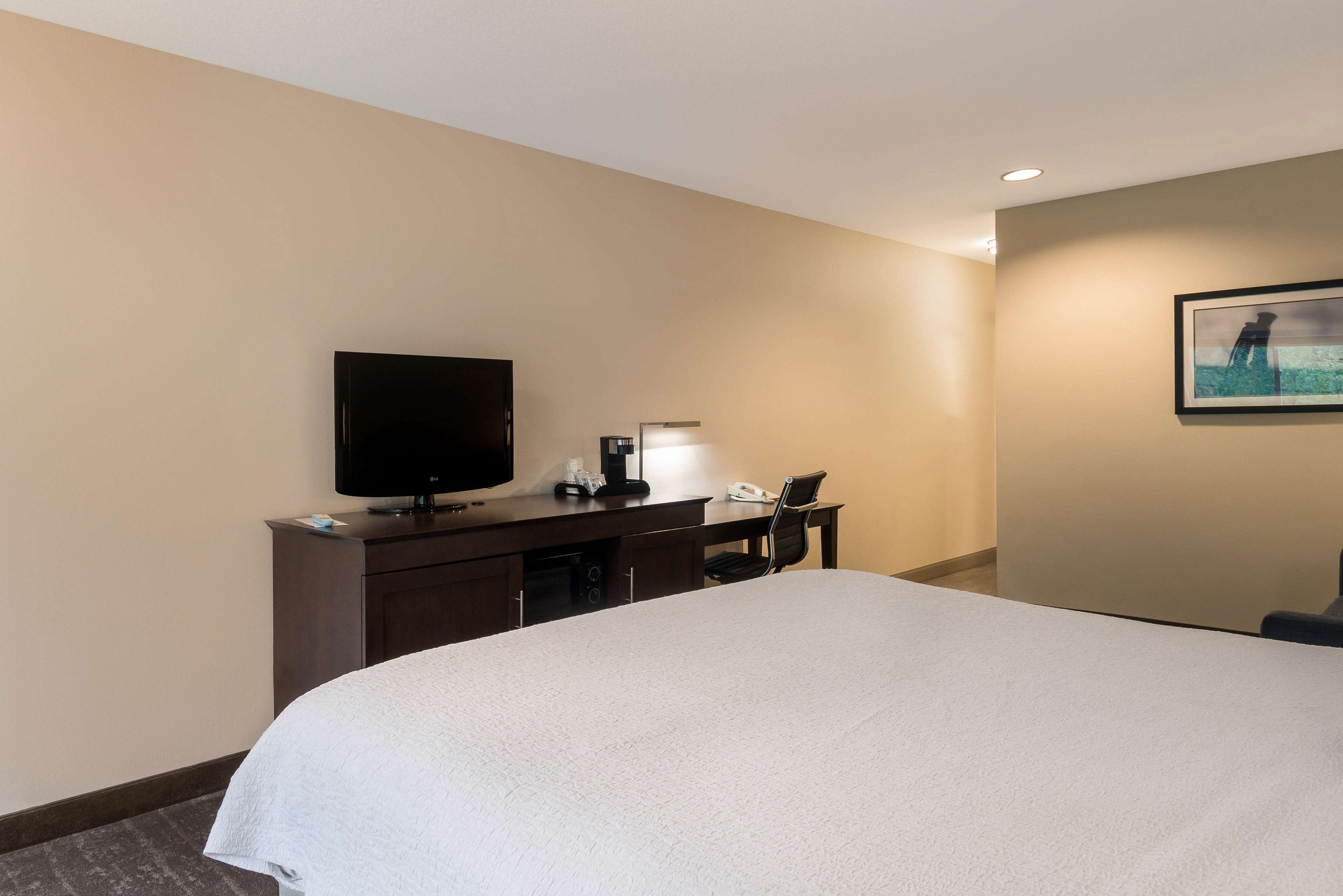 Desk, blackout drapes, iron/ironing board, free WiFi